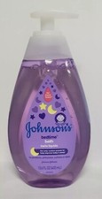 Two Johnsons Tear-Free Bedtime Baby Bath with Soothing Natural Calm Aromas 400ml