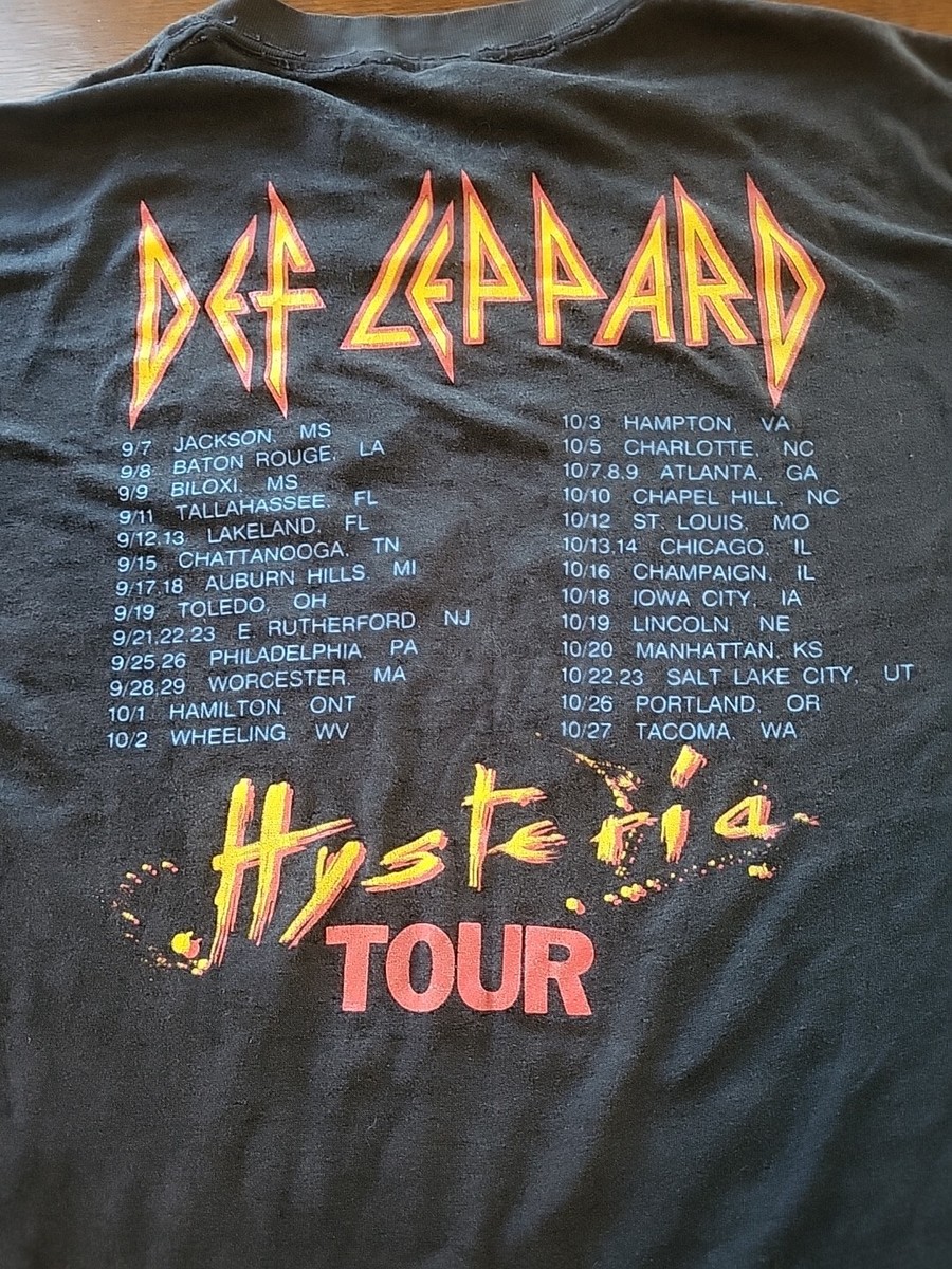 Def Leppard sk8コミックTシャツ XL 80s Amazon.com: Def Leppard - Comic T-Shirt : Clothing, Shoes