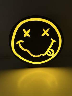 Nirvana Leuchtbox Geschenk Musik LED USB leuchten Neuheit Lampe Album Gesicht gekreuzte Augen