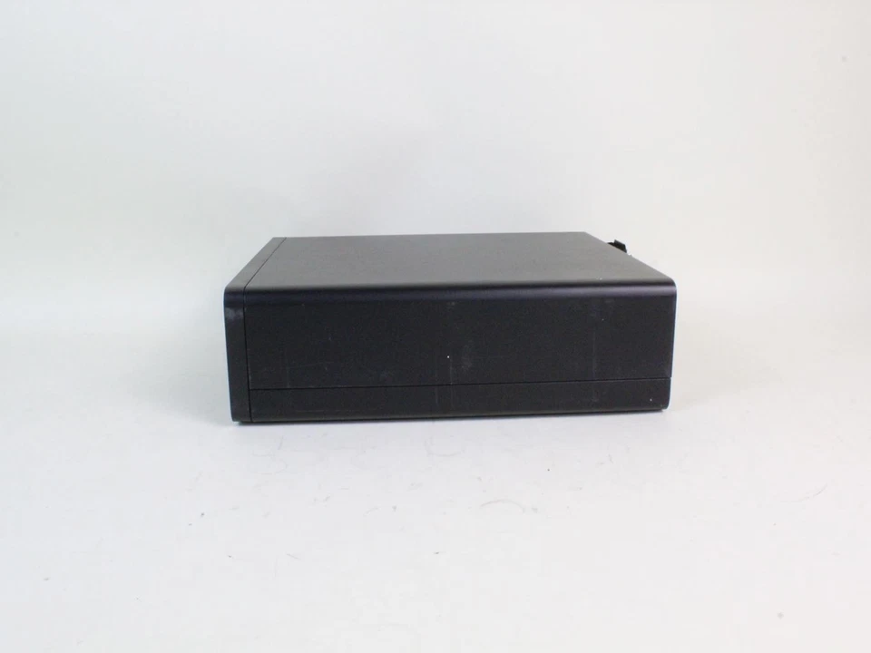 HP ELITESK 805 G6 | AMD RYZEN 3 PRO 4350G | 256GB | 16GB | SIN SISTEMA OPERATIVO Foto 2 de 4