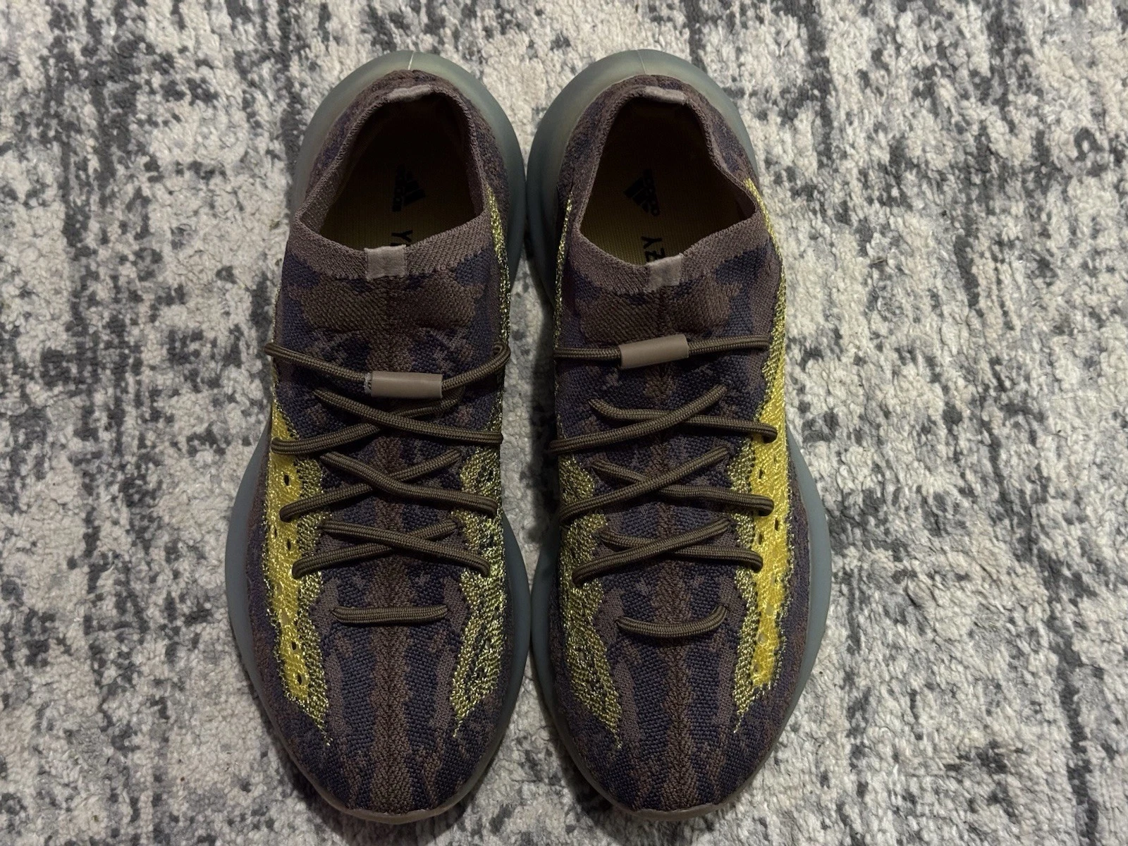 Scarpe Yeezy Boost 380 LMNTE