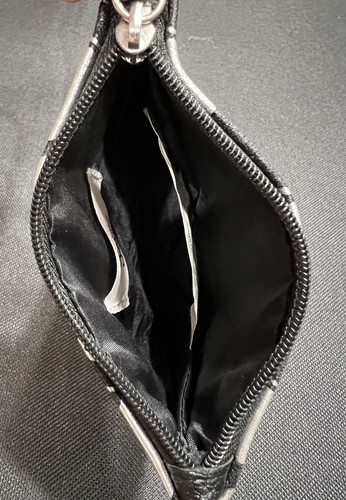 JUSTICE~Heart Pattern Silver & Black Faux Leather Mini Purse Bag With Wristlet - Picture 6 of 7