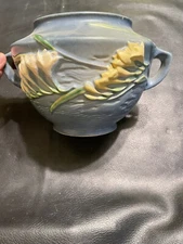 Vintage Roseville 1940’s Era Freesia Rose Blue Bowl 463-5. Very Nice!!