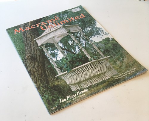 Vintage 70s Macrame Unlimited, Pattern Instruction Booklet, Plant Hangers, etc - Picture 11 of 12