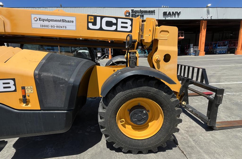 2019 JCB 506-36 Telehandler 6,000 - 7,000 lbs, 34' - 44' Reach