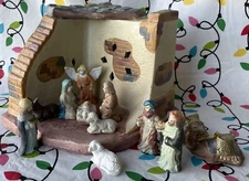 Mini Nativity Figures (12)  With A Porcelain Manger Stable Southwestern Pattern