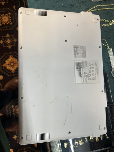 Acer Chromebook 11 Cb3-111 intel celeron 16GB/2GB White Smashed Screen - Picture 5 of 6