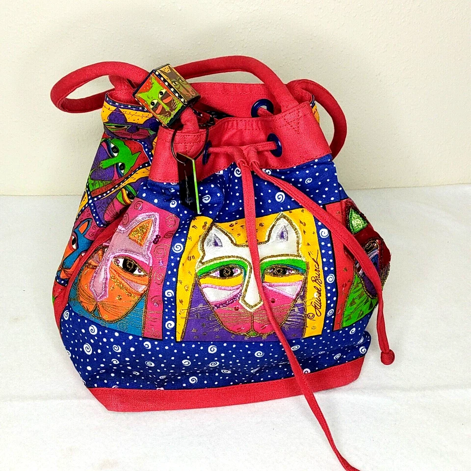 Bolso de Mano Laurel Burch Rojo Estampado de Gato Lentejuelas con Etiqueta y Bloque Sol N Arena De Colección Foto 2 de 4