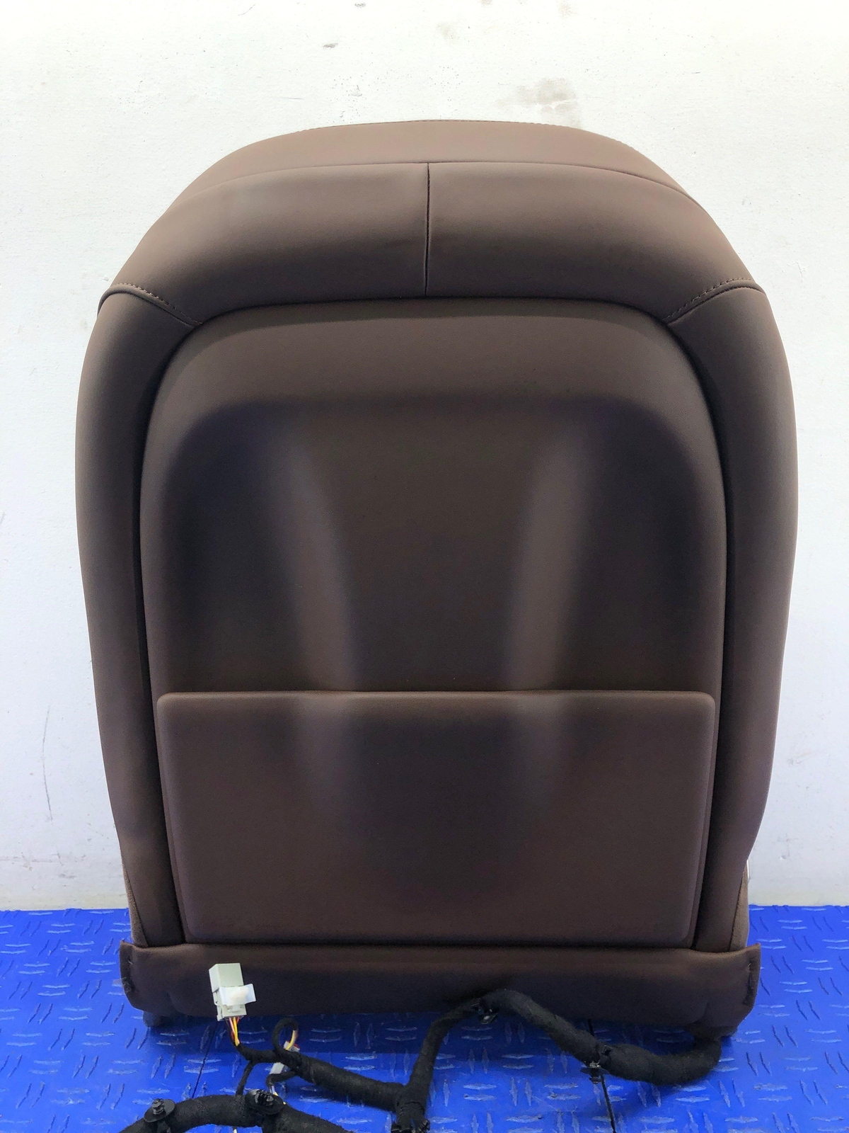 2023 MASERATI GRECALE FRONT RIGHT UPPER SEAT CUSHION BROWN LEATHER NO BAG