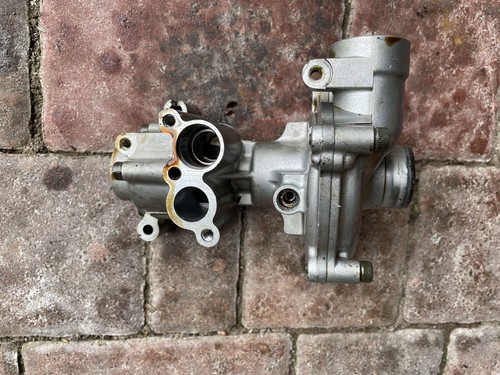 POMPA ACQUA/OLIO MOTORE RICAMBIO YAMAHA FZS 1000 FAZER 00/05 - Imagen 8 de 12