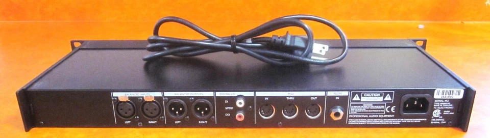 T.C. Electronic M-ONE XL Dual Effects Signal Processor - Image 2 of 4
