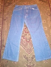 Blue jeans size 32x31 mens basic fit