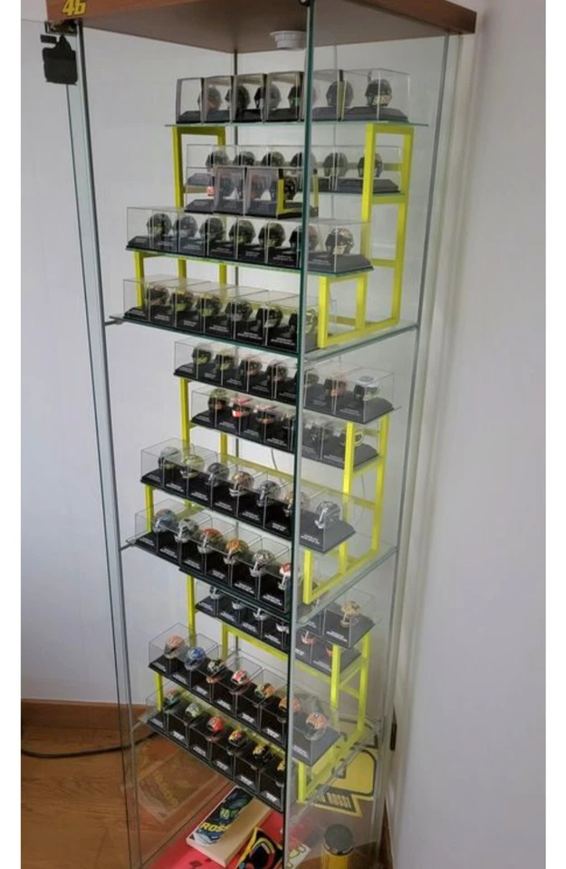 Collection complète des casques 1/8 de Valentino Rossi - Photo 3/4