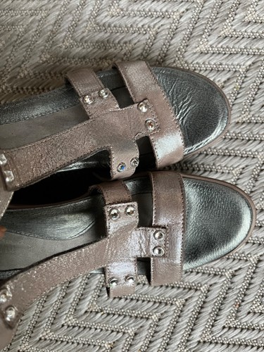 Naot 39 US 8-8.5 Leather Women's Metallic Platform Sassy Sandals - Picture 4 of 13