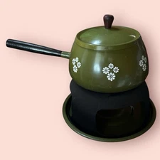Vtg MCM Fondue Set Enamel Avocado Green 70s Burner Stand Retro Kitchen Chafing
