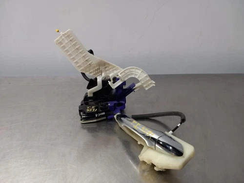 81410A4030 Cerradura Puerta Trasera Izquierda para KIA CARENS (RP) Concep 935221 - Imagen 1 de 10