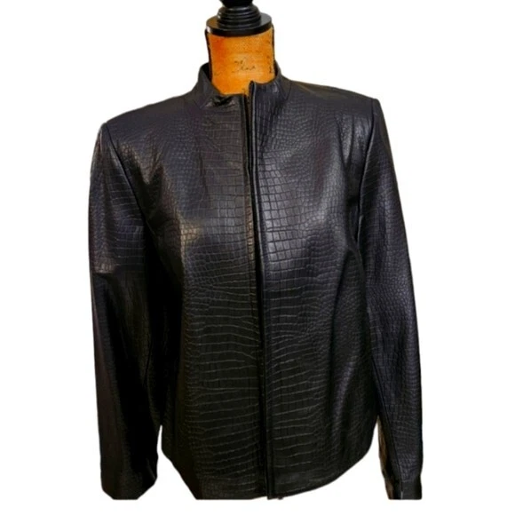 Chaqueta de Cuero Kate Hill Negra NUEVA CON ETIQUETAS TALLA 12 PRECIOSO CUERO SUAVE Foto 2 de 4