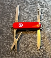 Victorinox MIDNIGHT MANAGER Swiss Army Knife - Red - 58mm