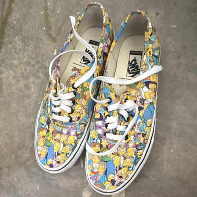 VANS x The Simpsons Men s Low Top Lace-Up Canvas Sneakers