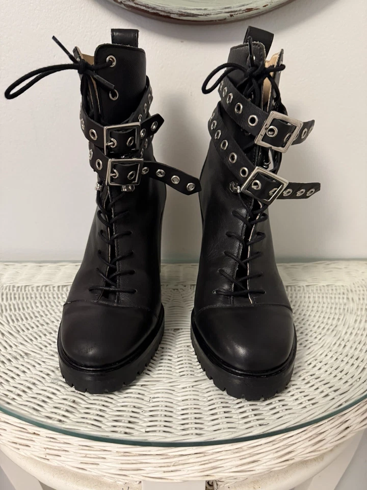 Botas Diesel Cuero Negras Talla 9 Mujer’s  Foto 3 de 4