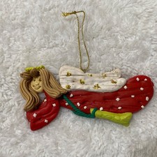 Vintage Christmas Ornament Angle 5  