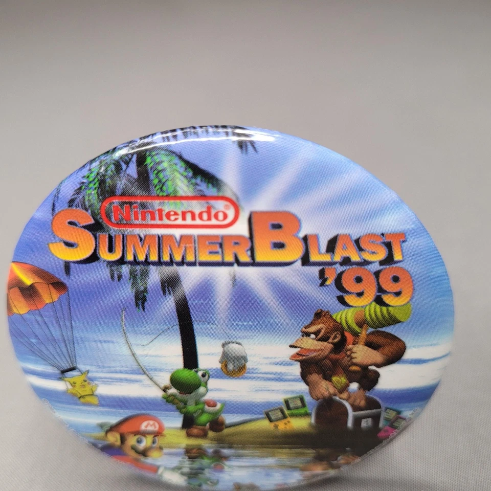 De colección Nintendo Summer Blast '99 Pin Button Mario Yoshi Donkey Kong Pokemon Foto 3 de 4