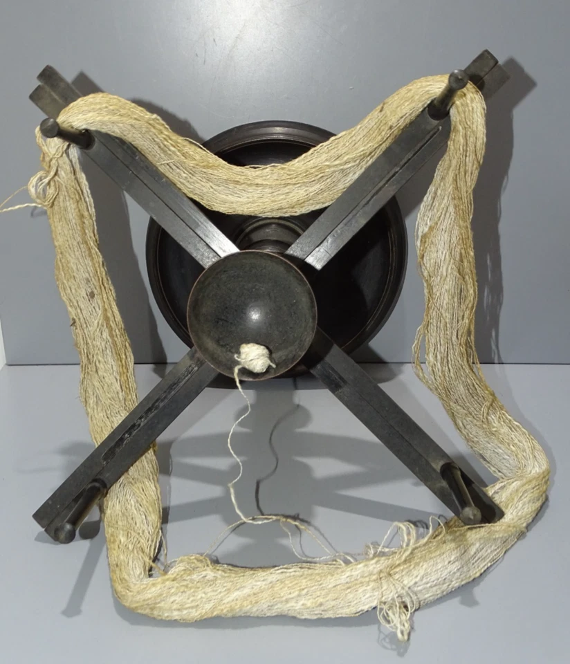 - ANCIEN ROUET DÉVIDOIR DÉROULEUR DE FIL ÉCHEVEAUDOIR COLLECTION DECO VITRINE D - Photo 4/4