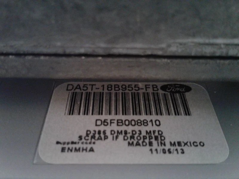 2013-2015 Lincoln MKS Display GPS/TV Screen Dash OEM - Image 2 of 4