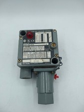 Allen Bradley 836T-T351J X15 Pressure Control