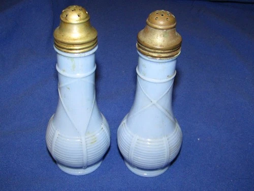Vintage JEANNETTE Delphite Blue Milk Glass Basketweave Salt & Pepper Shakers