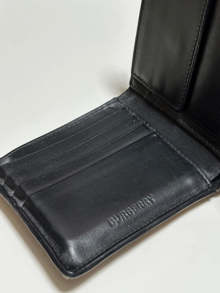 Cartera Burberry Novacheck Doble Pliegue Cuero Beige Negro Unisex Excelente Regalo Foto 3 de 4