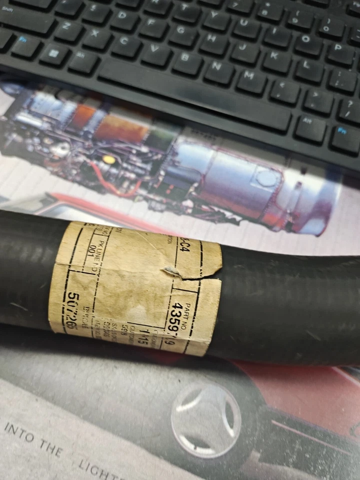 NEW OE SAAB 9000 2.3 Turbo Raditor Coolant Pipe Hose 4359709 1990 to 1994 - Image 3 of 4