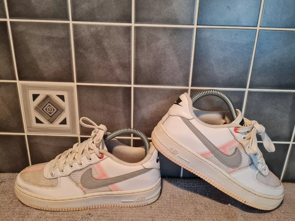 Nike white trainers size 4 sale