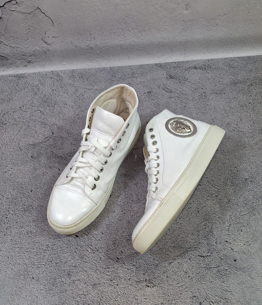 スニーカー VERSACE WHITE AND LEO SNEAKERS Versus Versace Lion Head High Top White Leather Sneakers 38