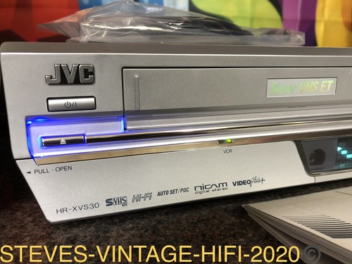 JVC HR-XVS30EK DVD Player & Video Combi Super VHS + Remote NEAR MINT L@@K FREE P - Picture 3 of 16
