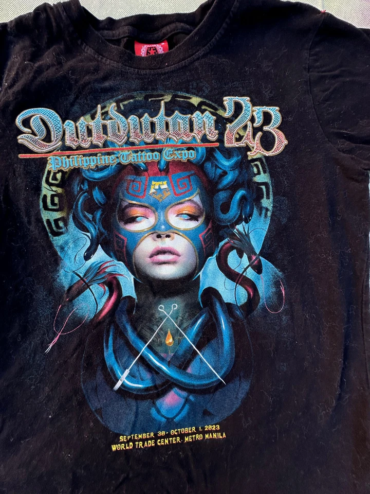 Camiseta Dutdutan 23 Philippine Tattoo Expo Doble Cara Talla Juvenil S. Foto 2 de 4