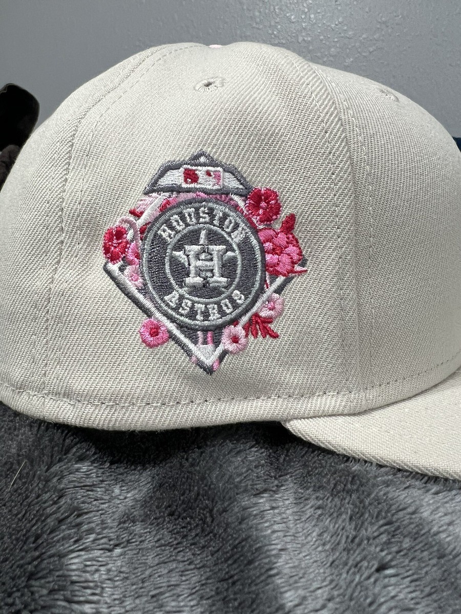 Houston Astros 2023 Mother's Day On-Field Fitted Hat GAME