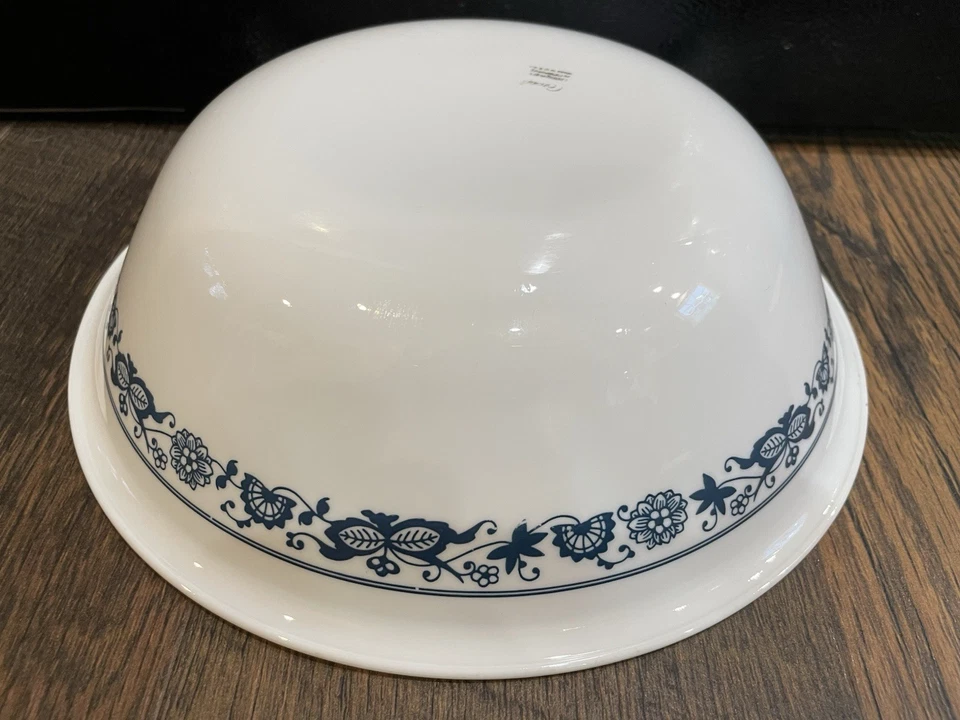 CUENCO GRANDE PARA SERVIR CORELLE 10 1/4" Old Town Blue Onion flores BLANCAS VEGETALES Foto 4 de 4