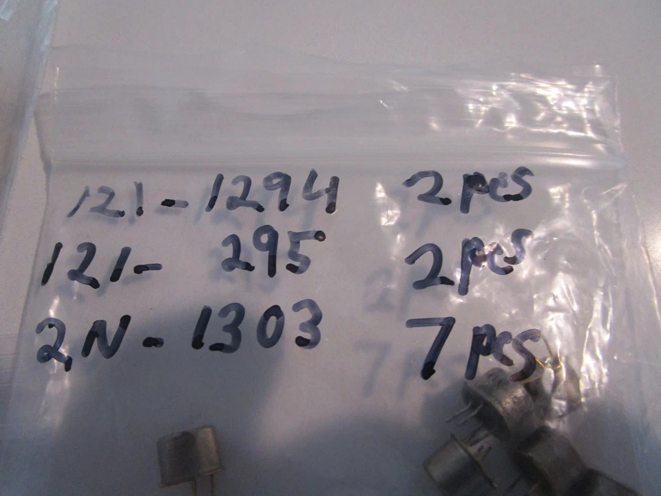 Zenith 1000/3000 Germanium PNP/NPN Transistors (Good Pulls) - Image 4 of 4