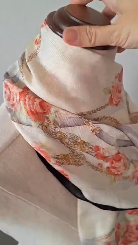 Vintage Pierre Cardin Paris Long Silk Scarf Roses Belt Floral Designer - Video 1 von 1