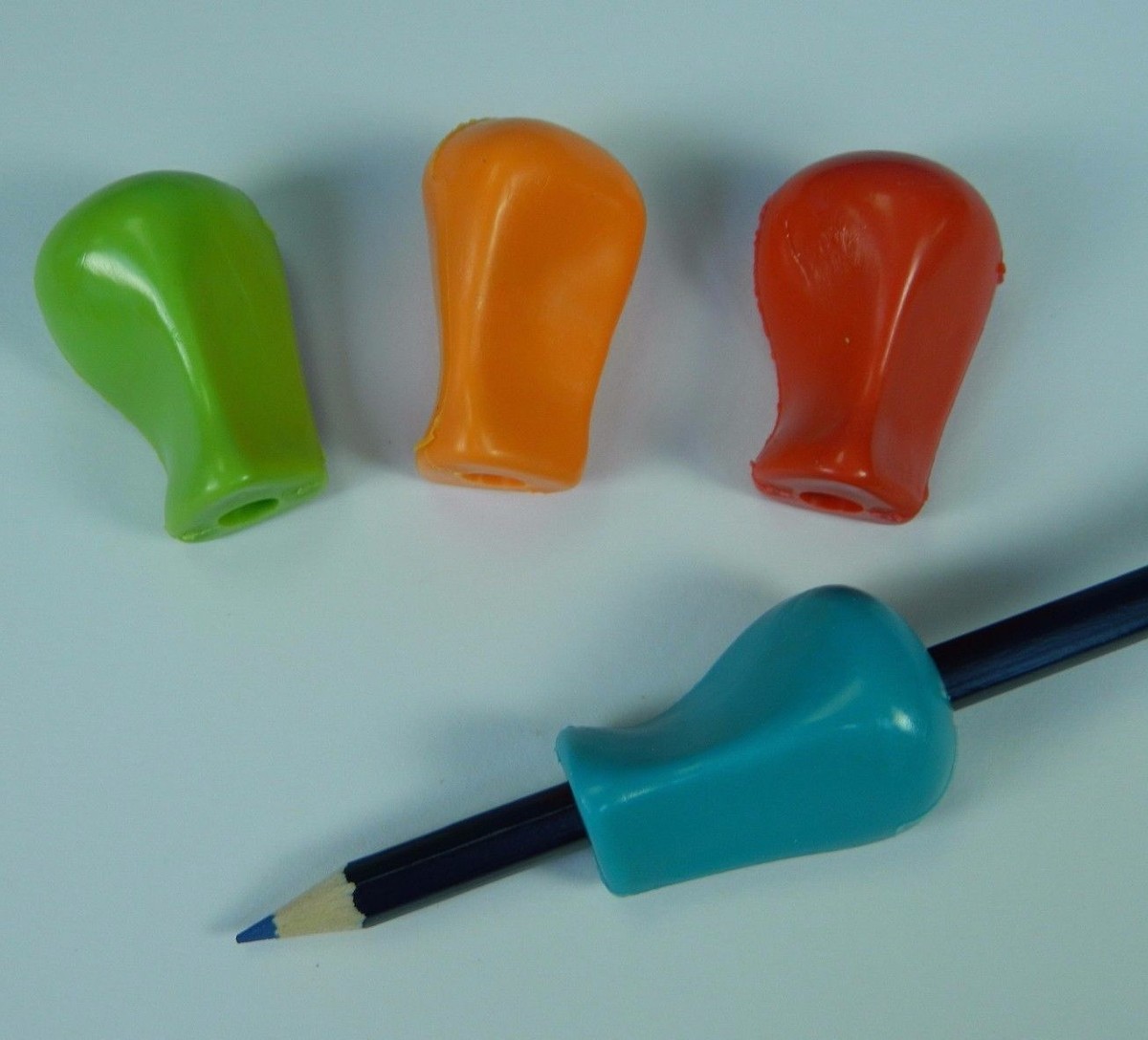 Pencil Grips Children Easy Grip Writing Aids Improves Handwriting Pen  Control