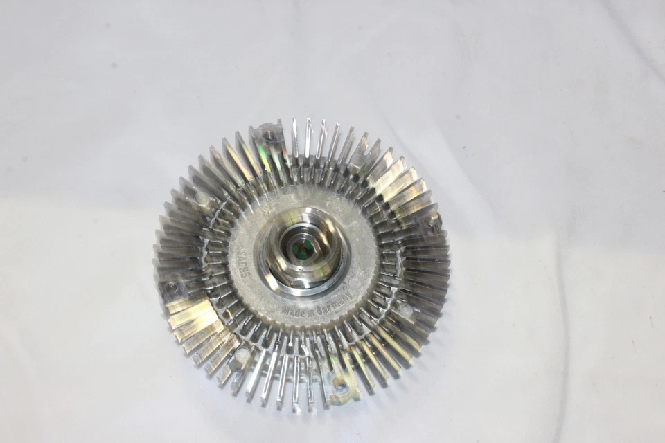 Fan coupling for BMW 3 series, E-30 E36 5 series E-28 E-34 and 6 series E-24 - Image 3 of 3