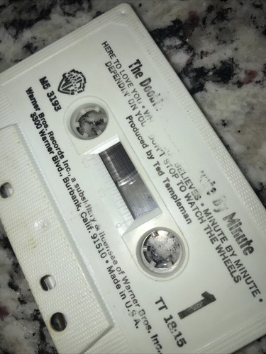 The Doobie Brothers: Minute By Minute: Cassette: Warner Bros. VG+ to NEAR EXC. - Picture 5 of 8