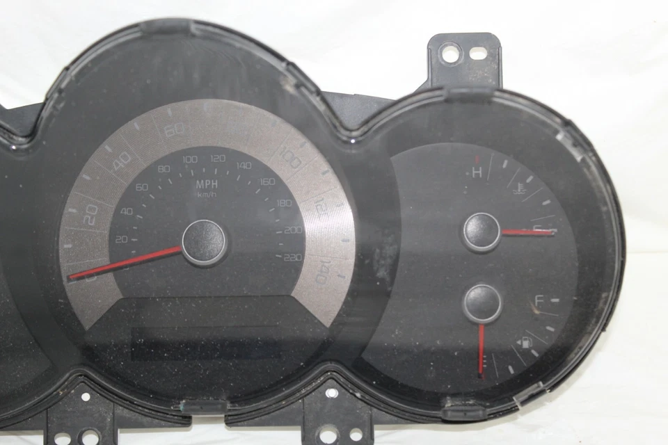 Cuadro de instrumentos velocímetro medidor panel de instrumentos Kia Soul 2011 22.358 millas Foto 3 de 4