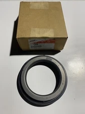 Spicer 976606 Wheel Seal Dana Holding Corporation - New Open Box