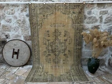 Handmade Vintage Area Rug 5x9 Beige Wool Geometric Carpet Muted Anatolian Rug