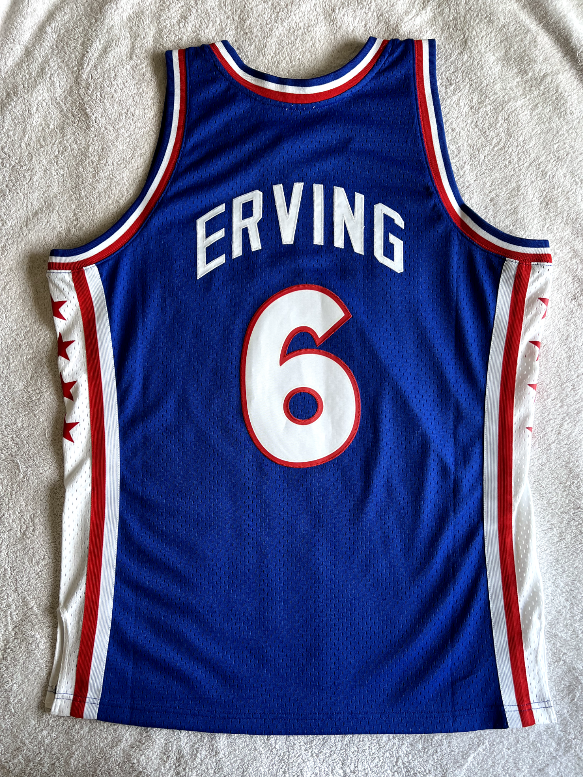 Julius Erving 6 Philadelphia 76ers 1976-77 Mitchell & Ness Swingman Jersey