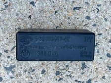 Bmw E30 E28 Series 1368048  Relay Control Module Unit    Genuine OE