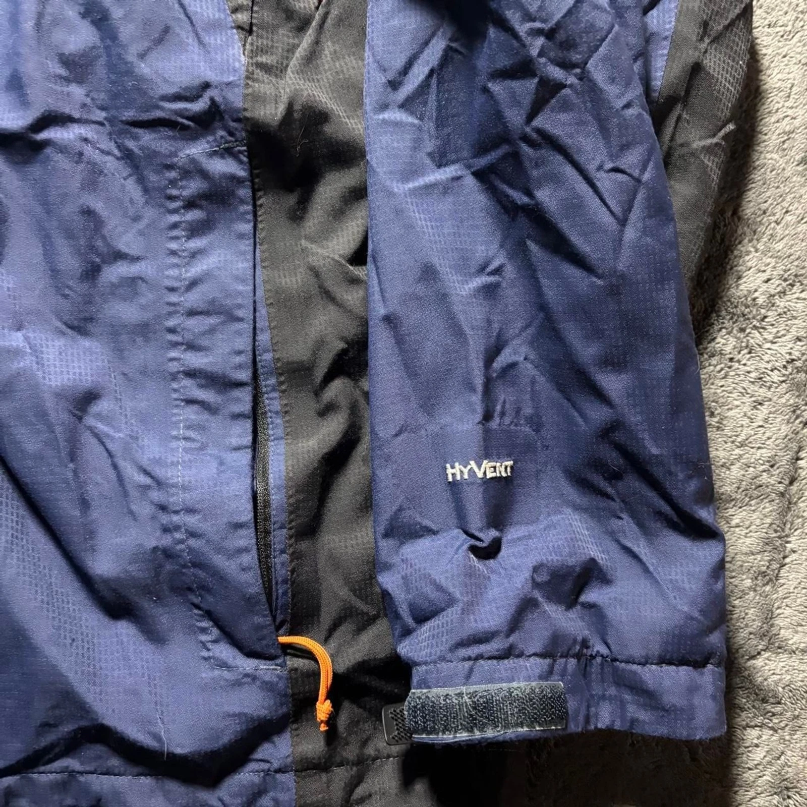 The North Face HyVent Rain Shell Jacket Mens Large Blue Black Colorblock - product detail image 4