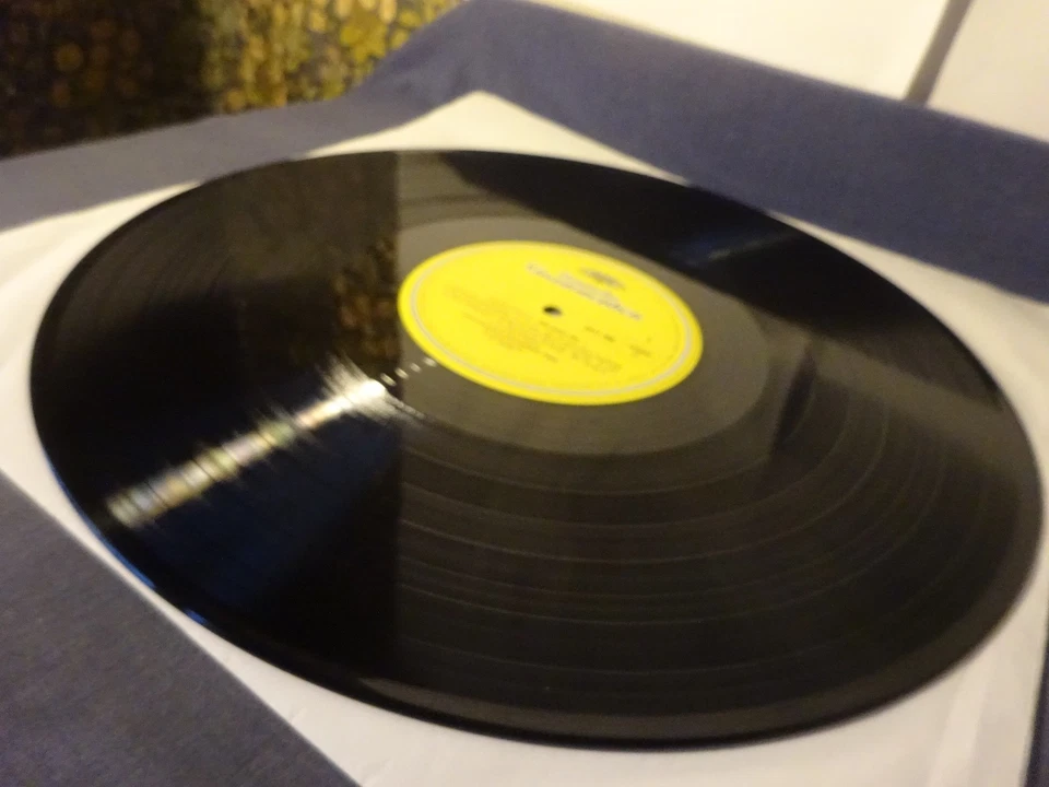 DEBUSSY - PRELUDES VOLUME 1 LP, Arturo Benedetti Michelangeli, DG 2531 200 - Image 4 of 4